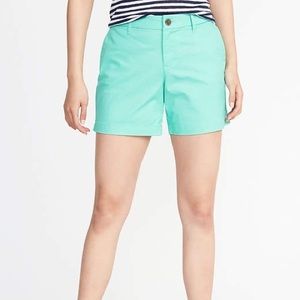 NWT Size 6 Old Navy Women’s sea foam green shorts